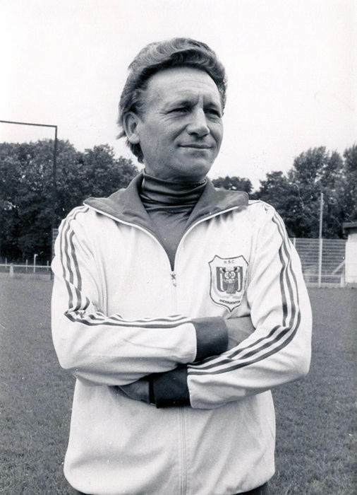 a19.jpg